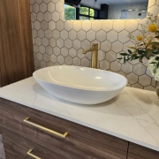 CODE CERVO V2 OVAL VESSEL BASIN - 530X350X125H - GLOSS WHITE