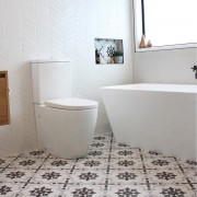 Mosaix Chevron White 318x224 