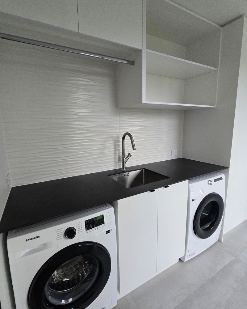 Genesis White Desert Matt 450 X 1200