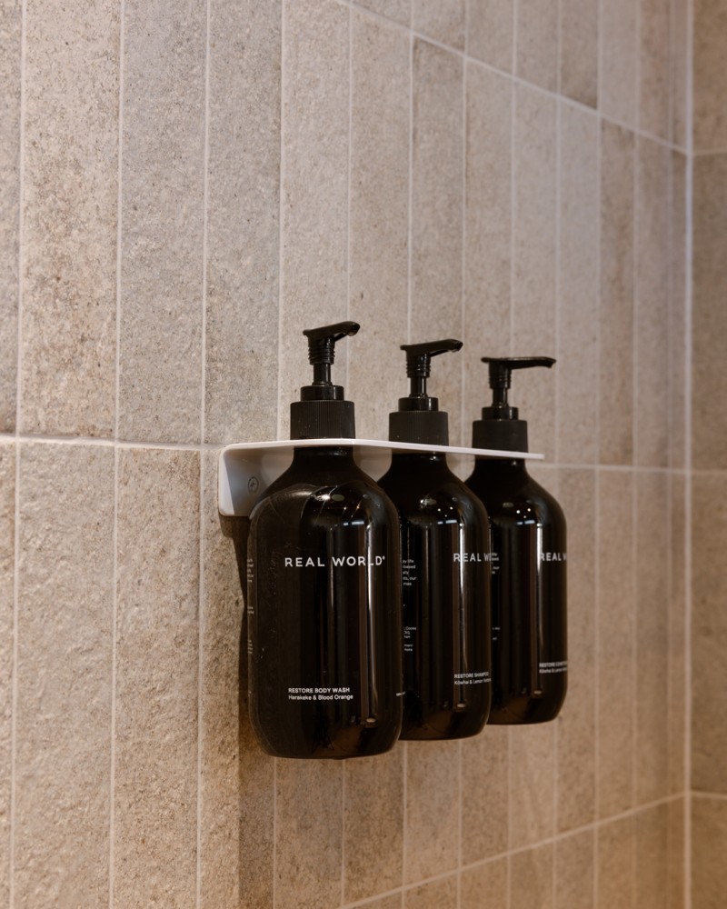 Project: @whananakibeachretreat  
Design: @alexandcorban 
Photography @baylysophie