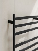 CODE LINEARE- HEATED TOWEL RAIL 240V/74W - 900HX500W - MATTE BLACK