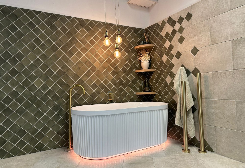 Riada Freestanding Bath 1500x750 Matt White