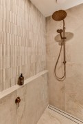 Isla Canyon Ivory with Colosseum Travertine Mosaic