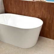 Arenosa Cotto with Rio 1500 Freestanding bath and Pietra Ivory 600x600mm tiles