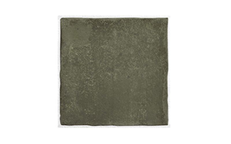 Singular Tile